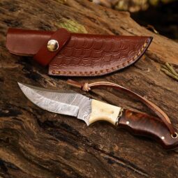 Handmade 8" Damascus Hunting Knife | Bone & Rosewood